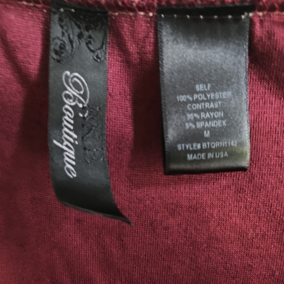 Maroon Velvet Top with Lace Embellishment - Picture 3 of 4